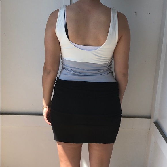 Sleeveless color block dress - Picture 2 of 4